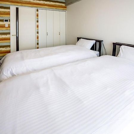 Little Island Okinawa Tomari Aparthotel Buitenkant foto