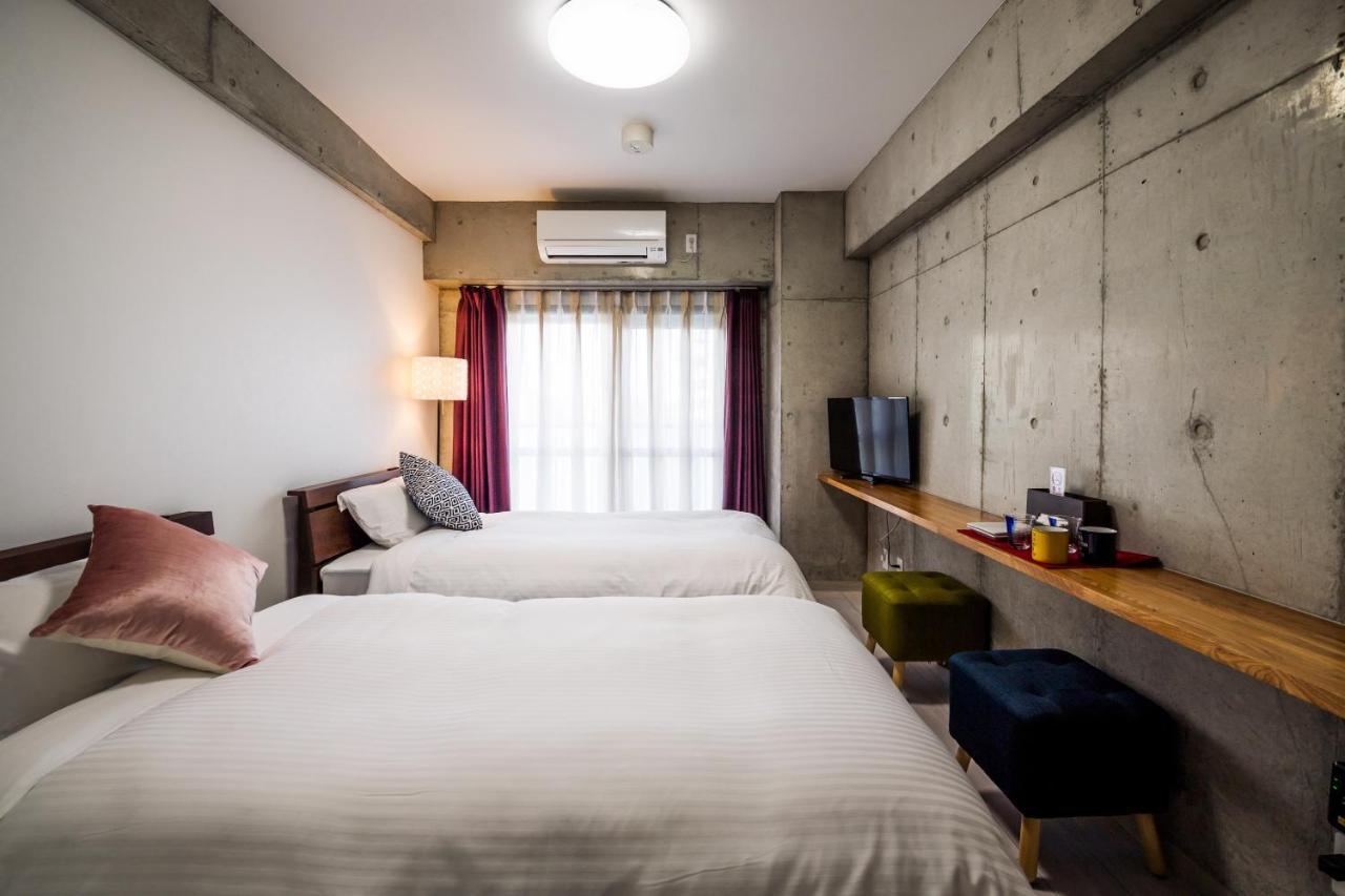 Little Island Okinawa Tomari Aparthotel Buitenkant foto