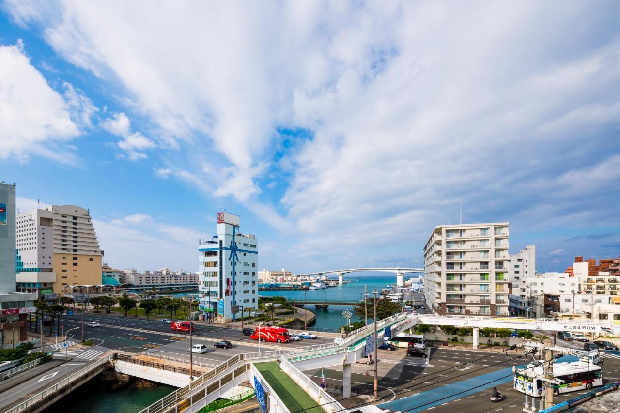 Little Island Okinawa Tomari Aparthotel Buitenkant foto