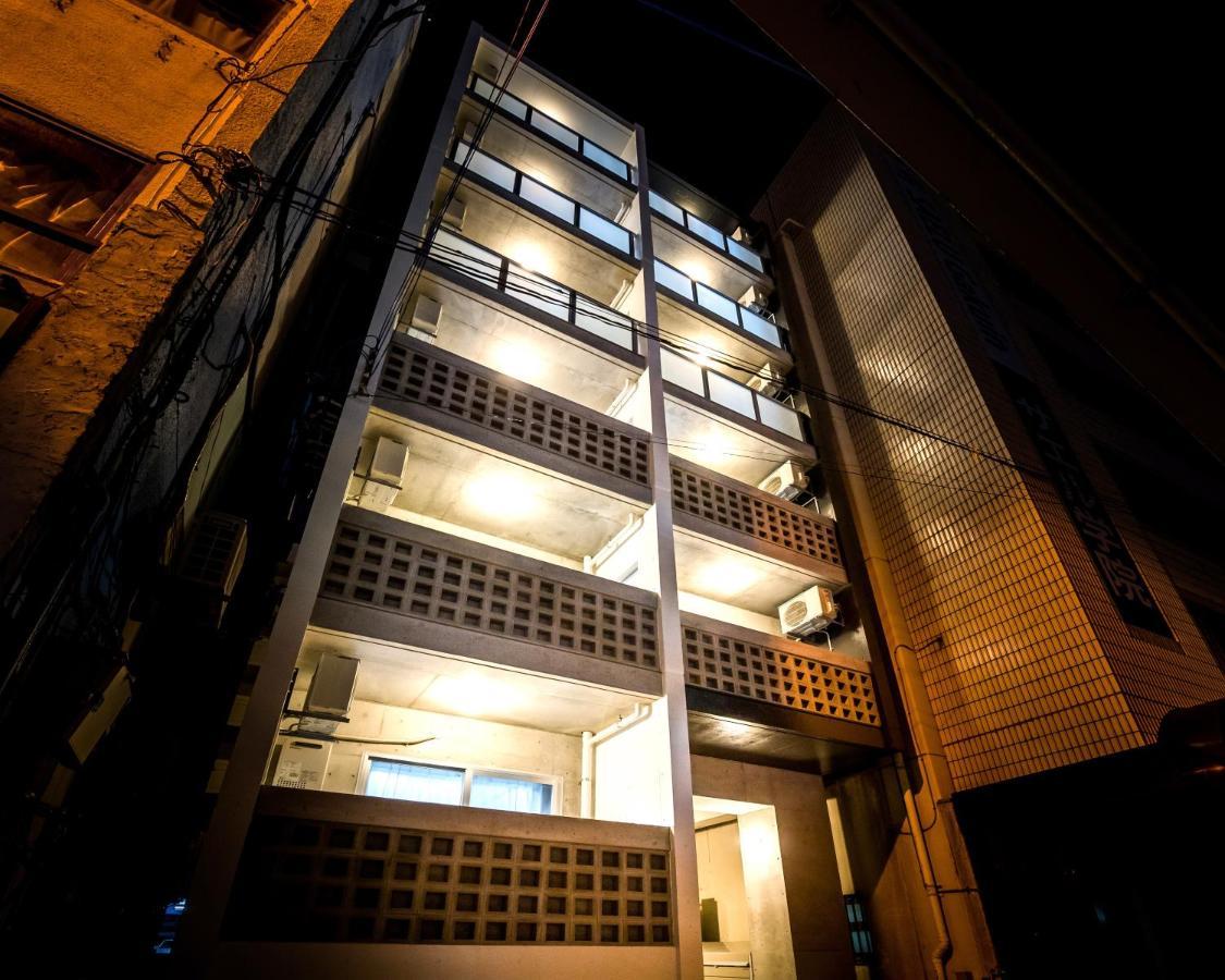 Little Island Okinawa Tomari Aparthotel Buitenkant foto